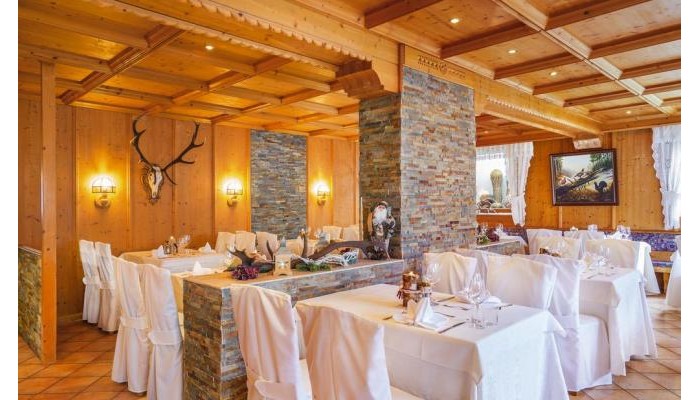 Hotel Ad Laca poza 3